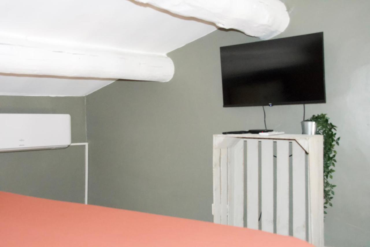La Villa De Lea - Wifi - 5 Personnes - Intramuros أفينيون المظهر الخارجي الصورة